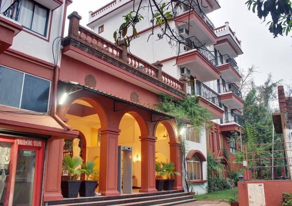 Pride Sun Village Resort y Spa Baga Exterior foto